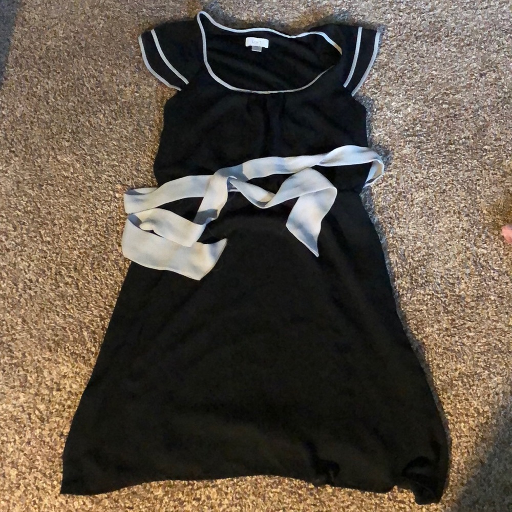 Black dress with grey belt